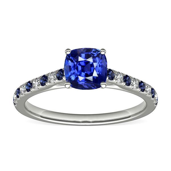 Kissen Edelsteinring runder blauer Saphir & Diamanten 2.50 Karat - harrychadent.de