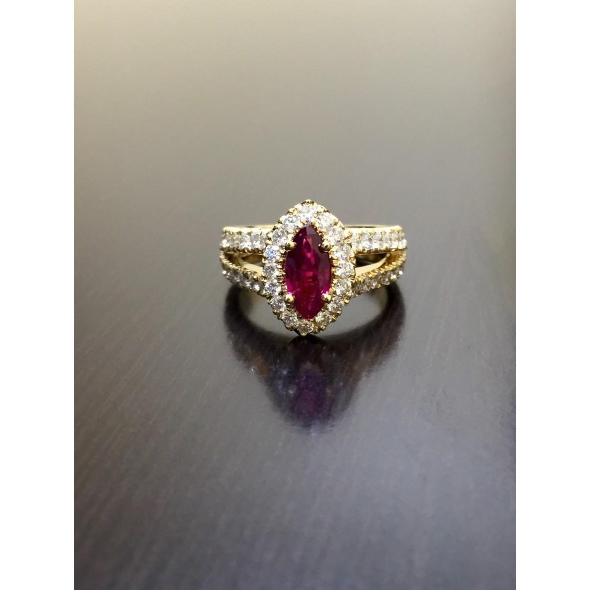 Marquise Red Rubin Und Diamant Ehering 3,25 Karat Gelbgold 14K - harrychadent.de