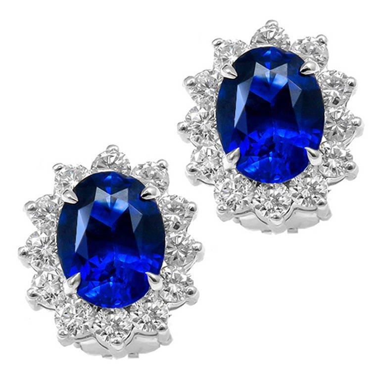 Ohrstecker aus Sri Lanka im Ovalschliff mit Saphir und Aus der Erde Abgebauter Natürlicher Diamant 4,50 Ct