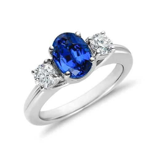 Sri Lanka Saphir mit 3 Steinen und Aus der Erde Abgebauter Natürlicher Diamanten Ring 3 Karat WG 14K