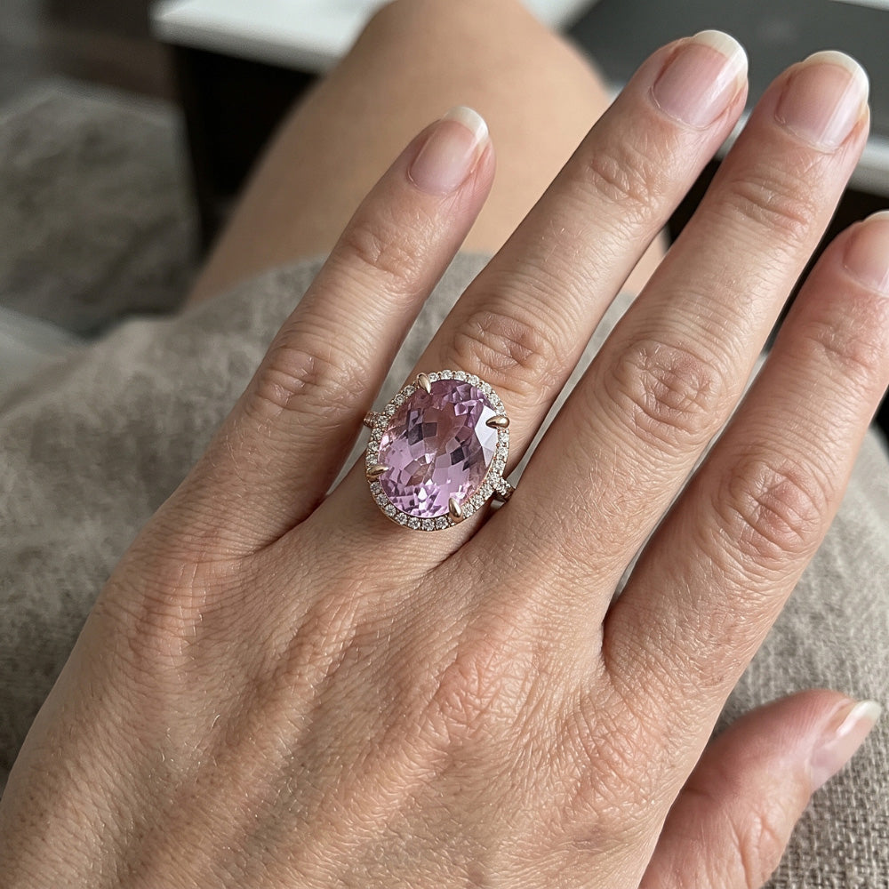 10.50 Karat rosa Kunzit Ring aus massivem Roségold Schmuck