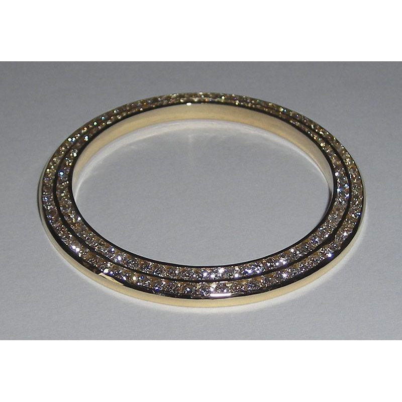 Authentischer Diamant Zeitmesser – Frontansicht