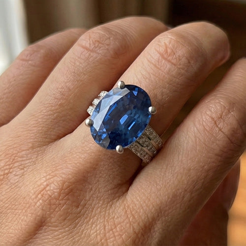 12 Carat natürlicher Saphir-Verlobungsring