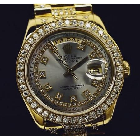 Maßgeschneiderte mittelgroße Diamantuhr Rolex