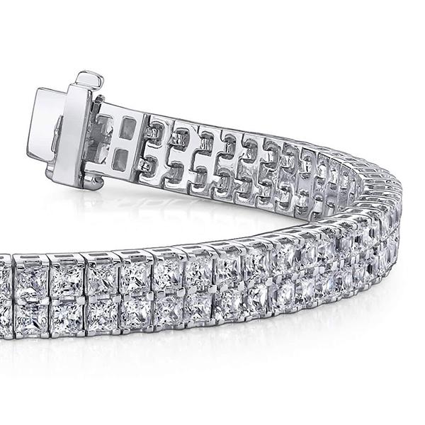 13 Karat Wunderschönes Teppicharmband mit Echt Aus der Erde Abgebauter Natürlicher Diamanten im Prinzessinnenschliff