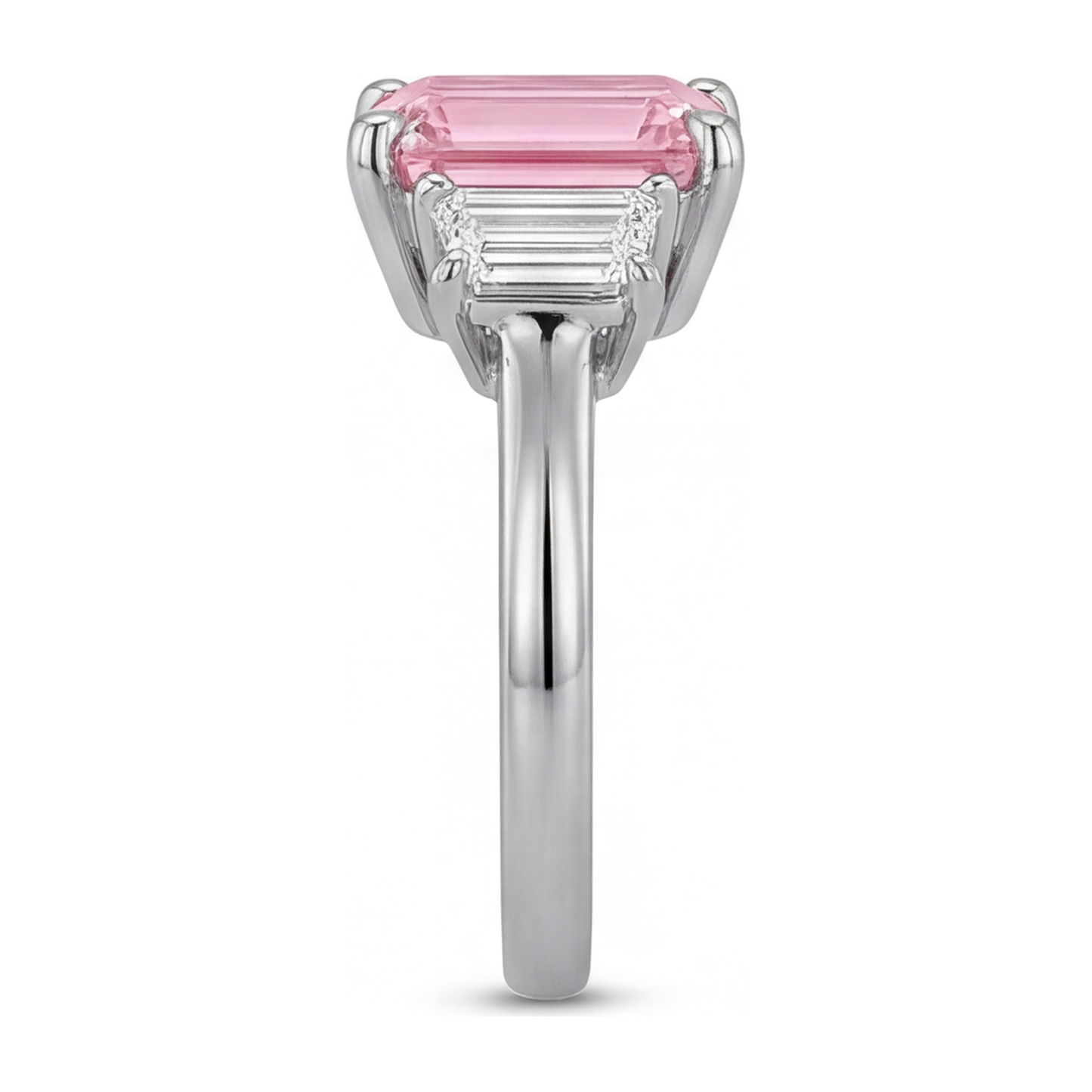 Schlichter Dreistein-Ring aus 14 Karat Weißgold mit im Labor gezüchtetem rosa Diamanten im Smaragdschliff, 2,5 Karat