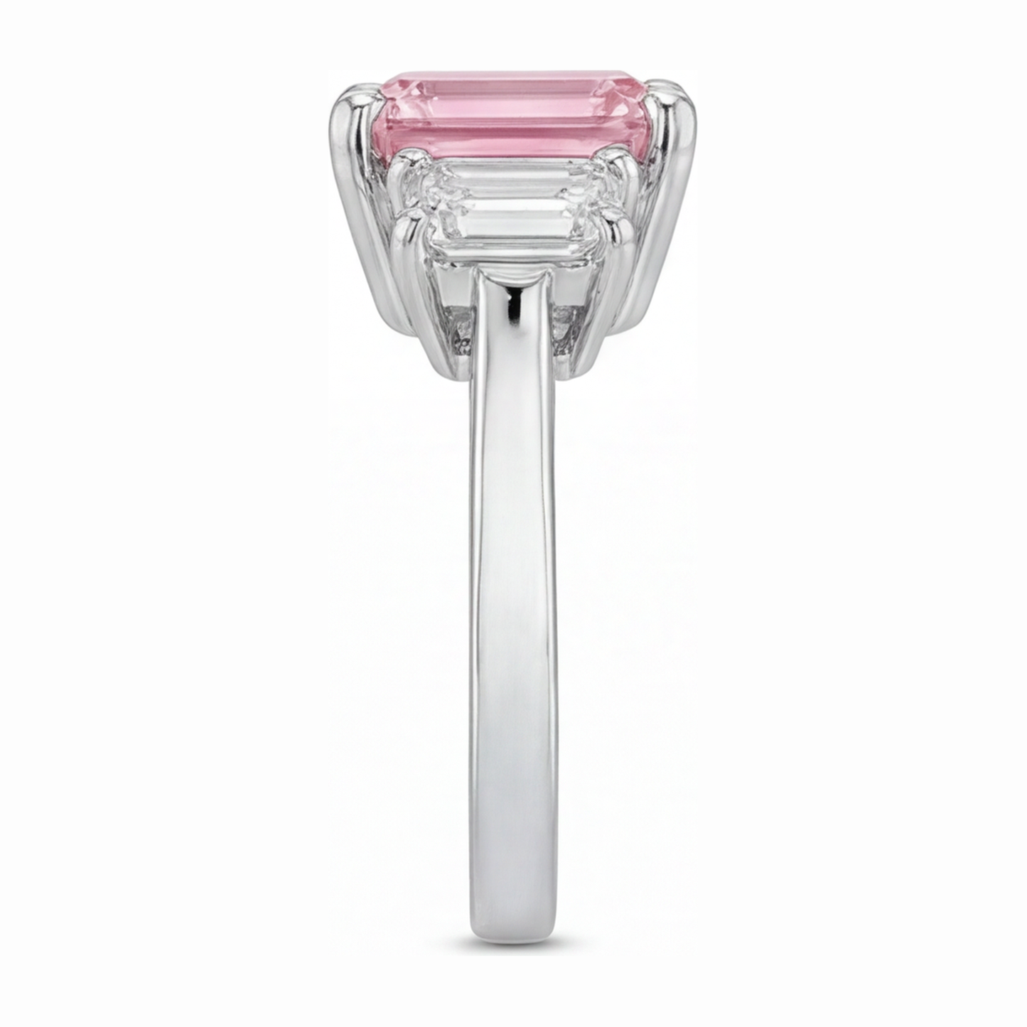 Verlobungsring mit rosa Diamant, 2,5 Karat, im Labor gezüchtet, Smaragdschliff, Drei Steine, Kathedral-Fassung, 14 Karat Weißgold