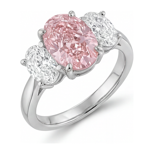 Rosa Verlobungsring 2,5 Karat im Labor gezüchteter ovaler Diamant Dreistein 14 Karat Weißgold