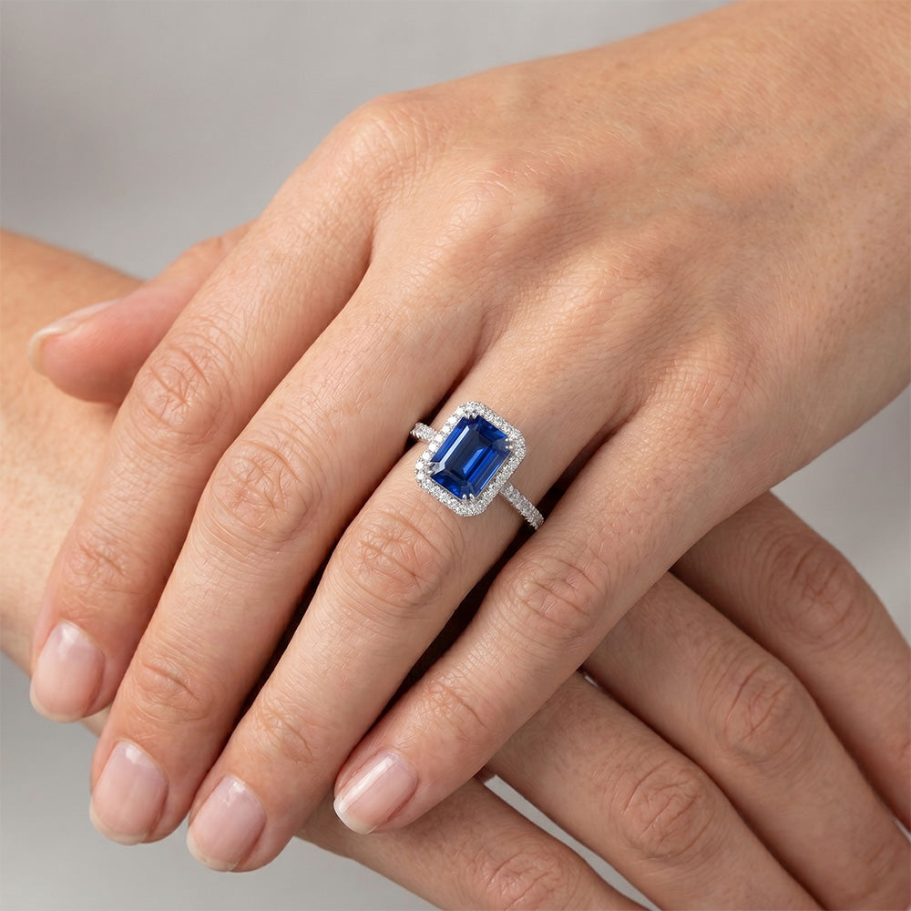 2.70 Karat blauer Saphir im Smaragdschliff mit Aus der Erde Abgebauter Natürlicher Diamantring 14 Karat Weißgold