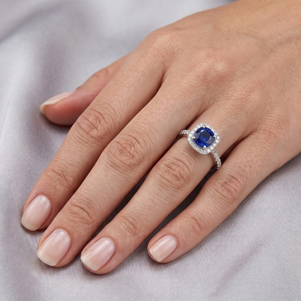 2.70 ct Ceylon Saphir & Aus der Erde Abgebauter Natürlicher Diamanten Halo Ring Weißgold 14K