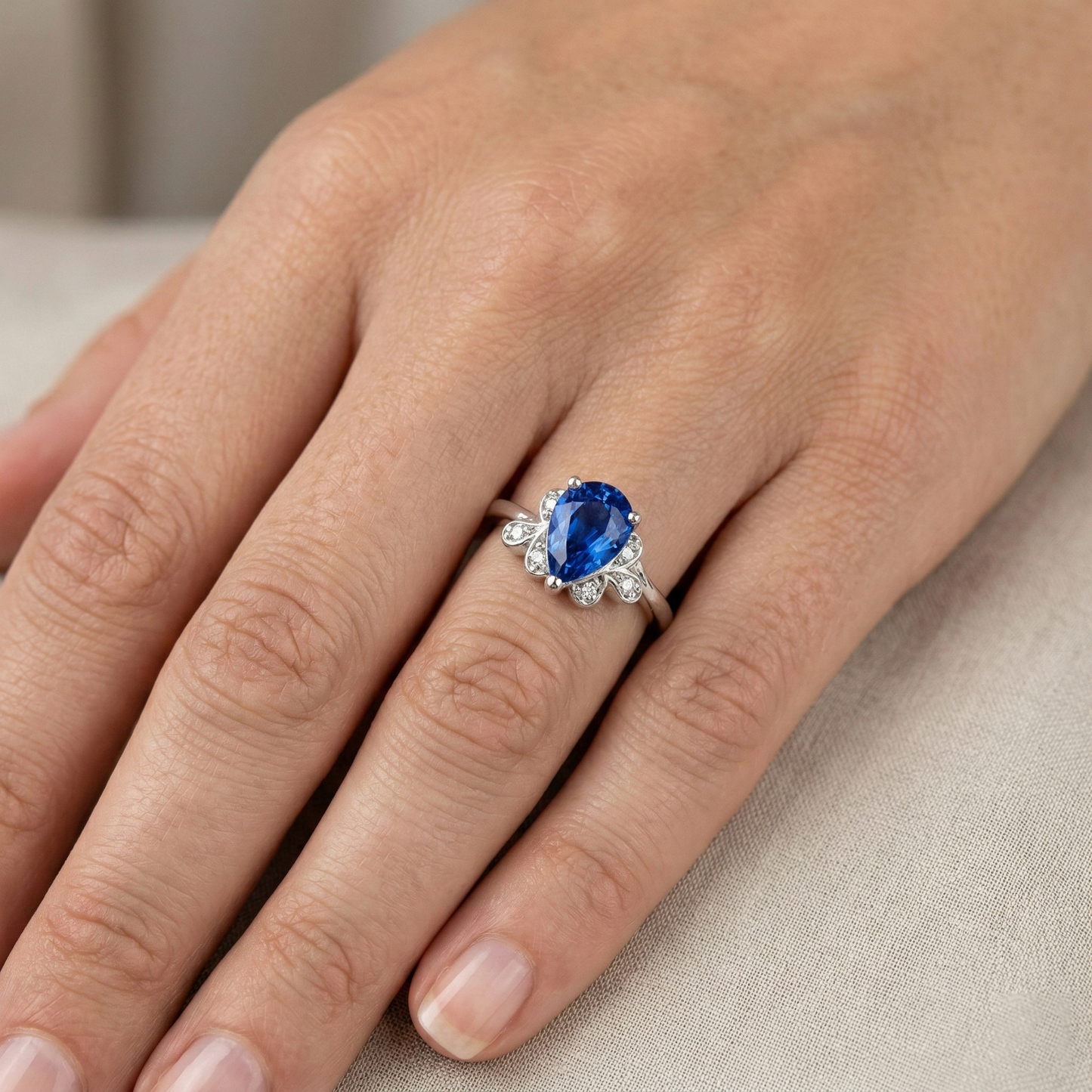 2.30 Karat Ceylon Saphir und Aus der Erde Abgebauter Natürlicher Diamant Ring Weißgold 14K