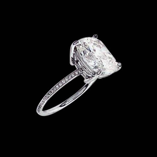 2,51 ct. Funkelndes Kissen Echt Diamantring Solitär mit Akzenten