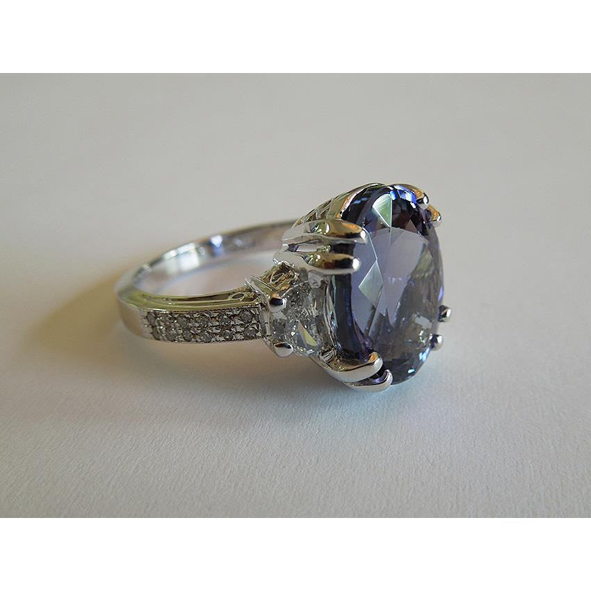 Echter Blauer Tansanit Farbstein-Ring – Seitenansicht