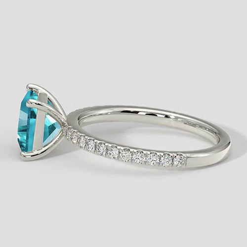 2,75 Karat Paraiba-Ring im Kissenschliff