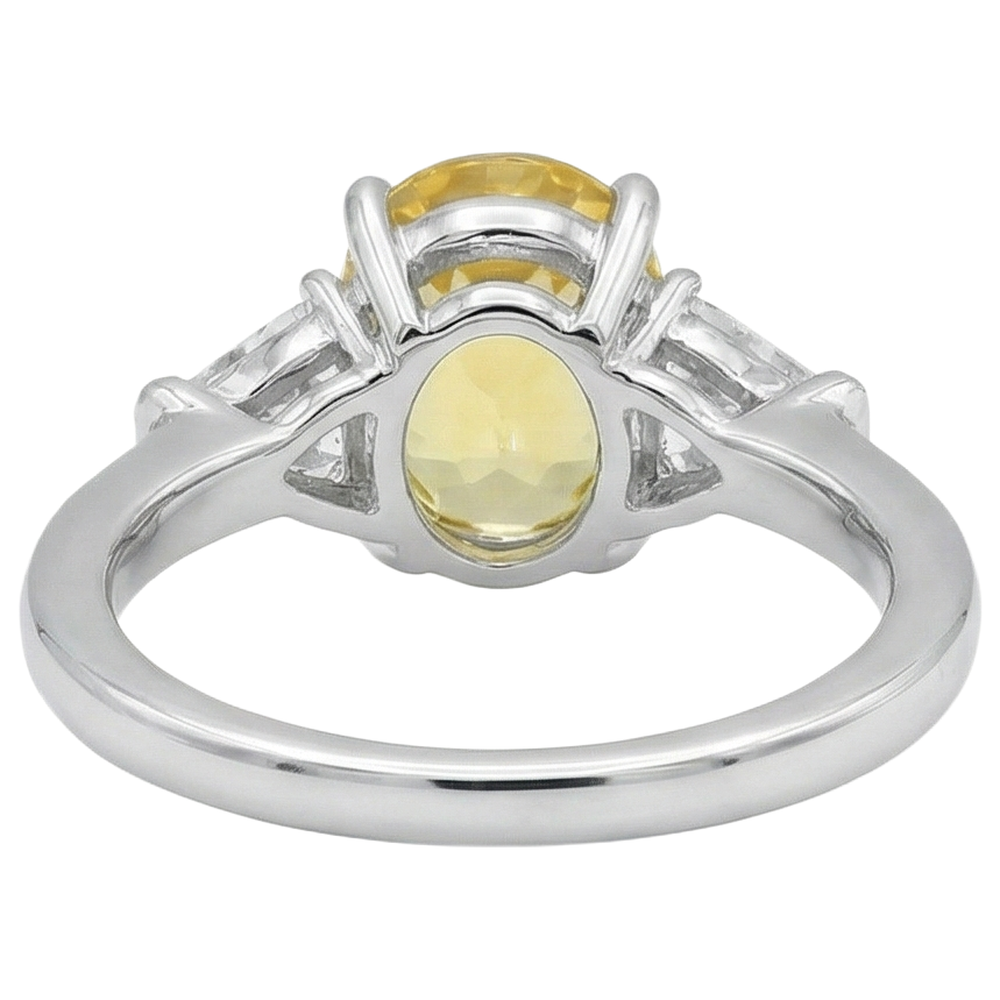 3.75 ct Gelber Saphir und Aus der Erde Abgebauter Natürlicher Diamanten 3 Steine Ring Weißgold 14K