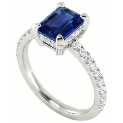 3 Karat Smaragd und runder Ceylon-Saphir-Aus der Erde Abgebauter Natürlicher Diamant-Ring-Krapfen-Set