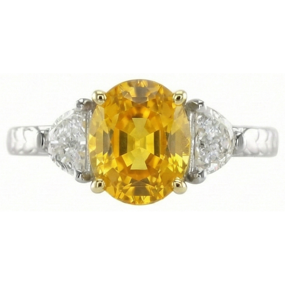 3 Stein 4,50 ct. Ovaler Ring mit gelbem Saphir und Aus der Erde Abgebauter Natürlicher Diamanten Weißgold