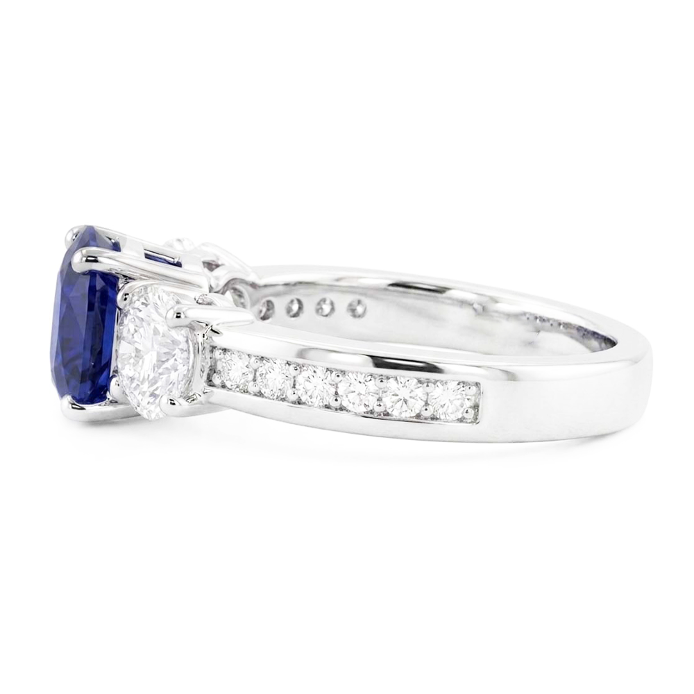 3 Steine Edelstein Ring Kissen Saphir & Natürlicher Diamant ( nicht im Labor gezüchtet )en 3,50 Karat
