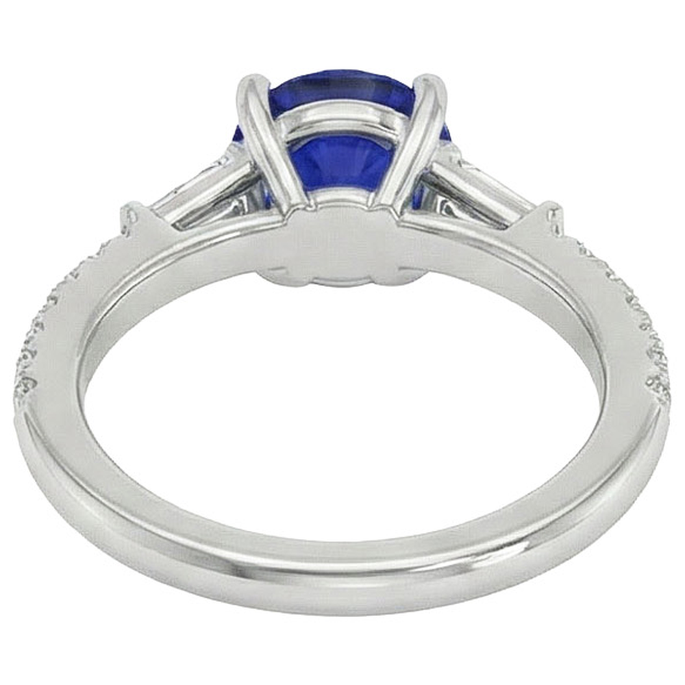 echter baguette diamant 5Karat ring auf Weiß