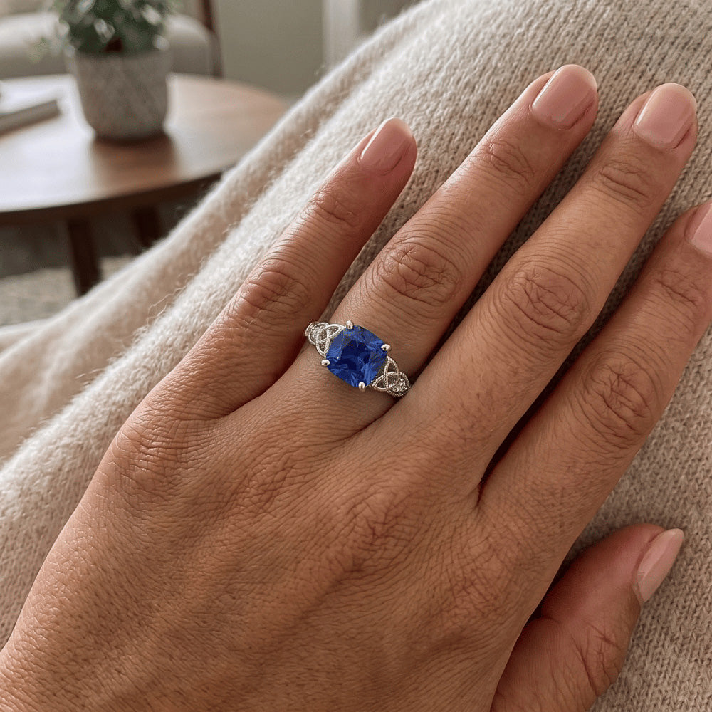 3 Steine Vintage Style Blauer Saphir Ring Runde Aus der Erde Abgebauter Natürlicher Diamanten 2,50 Karat