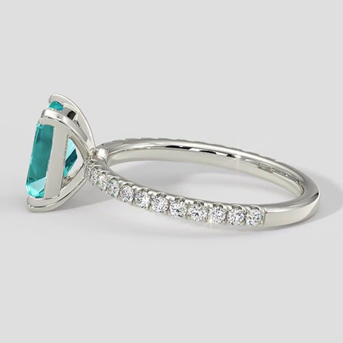 3 Karat Paraiba-Ring im Kissenschliff mit Diamantring
