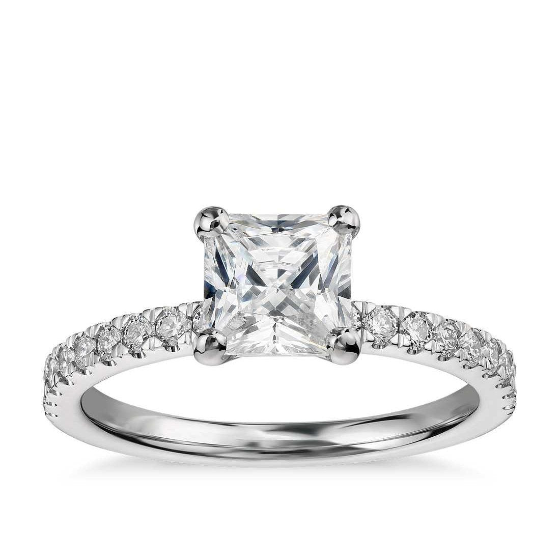 3.30 Karat Damenring mit Prinzessin und runden Echt Diamanten
