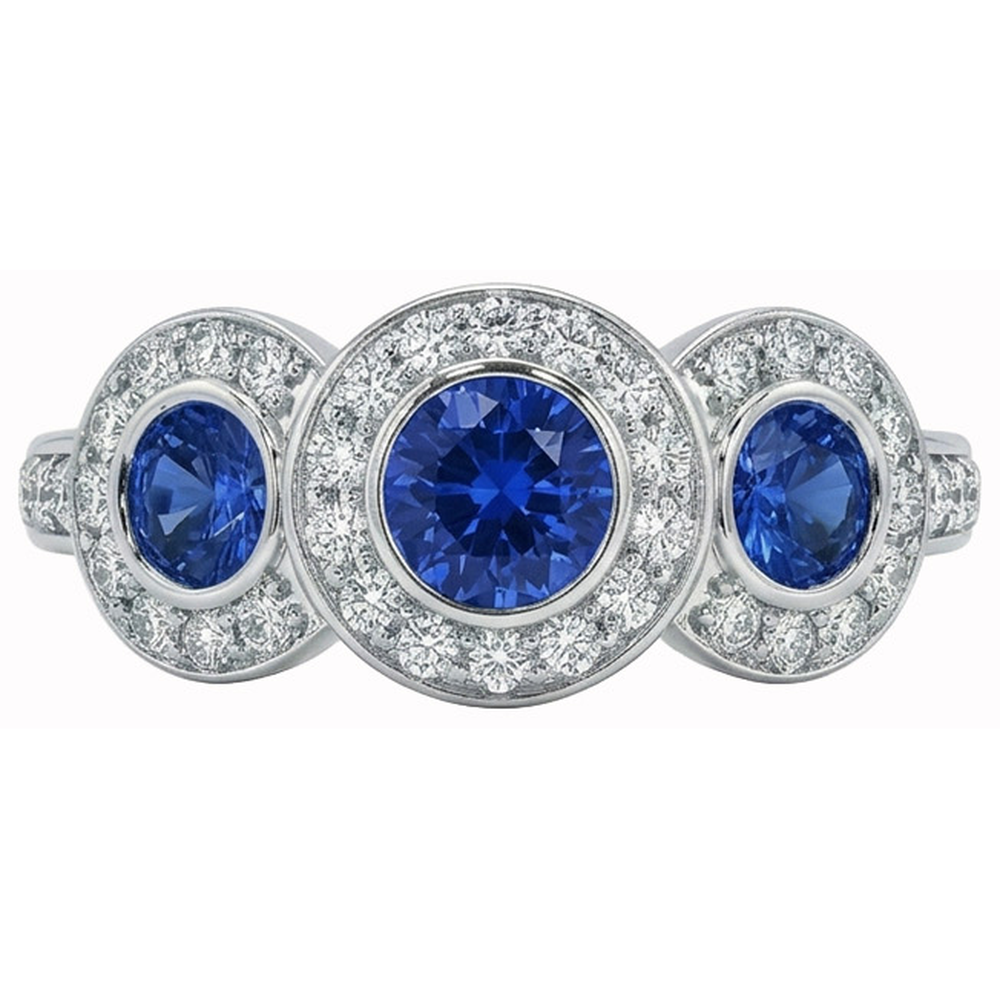 4.51 Karat Ceylon Saphir Aus der Erde Abgebauter Natürlicher Diamanten Weißgold 3 Steine Stil Ring