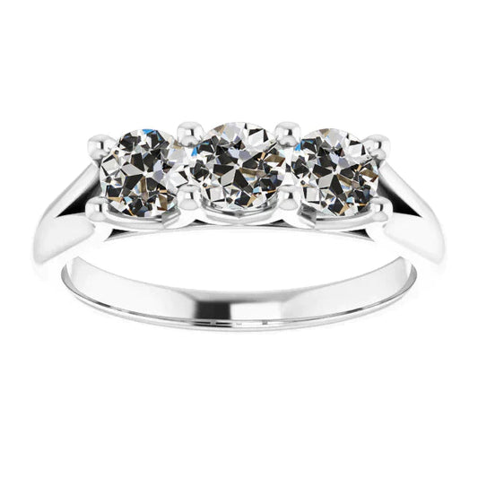 https://harrychadent.de/products/4-50-karat-3-steinring-runder-alter-minenschliff-echt-diamant-mit-geteiltem-schaft