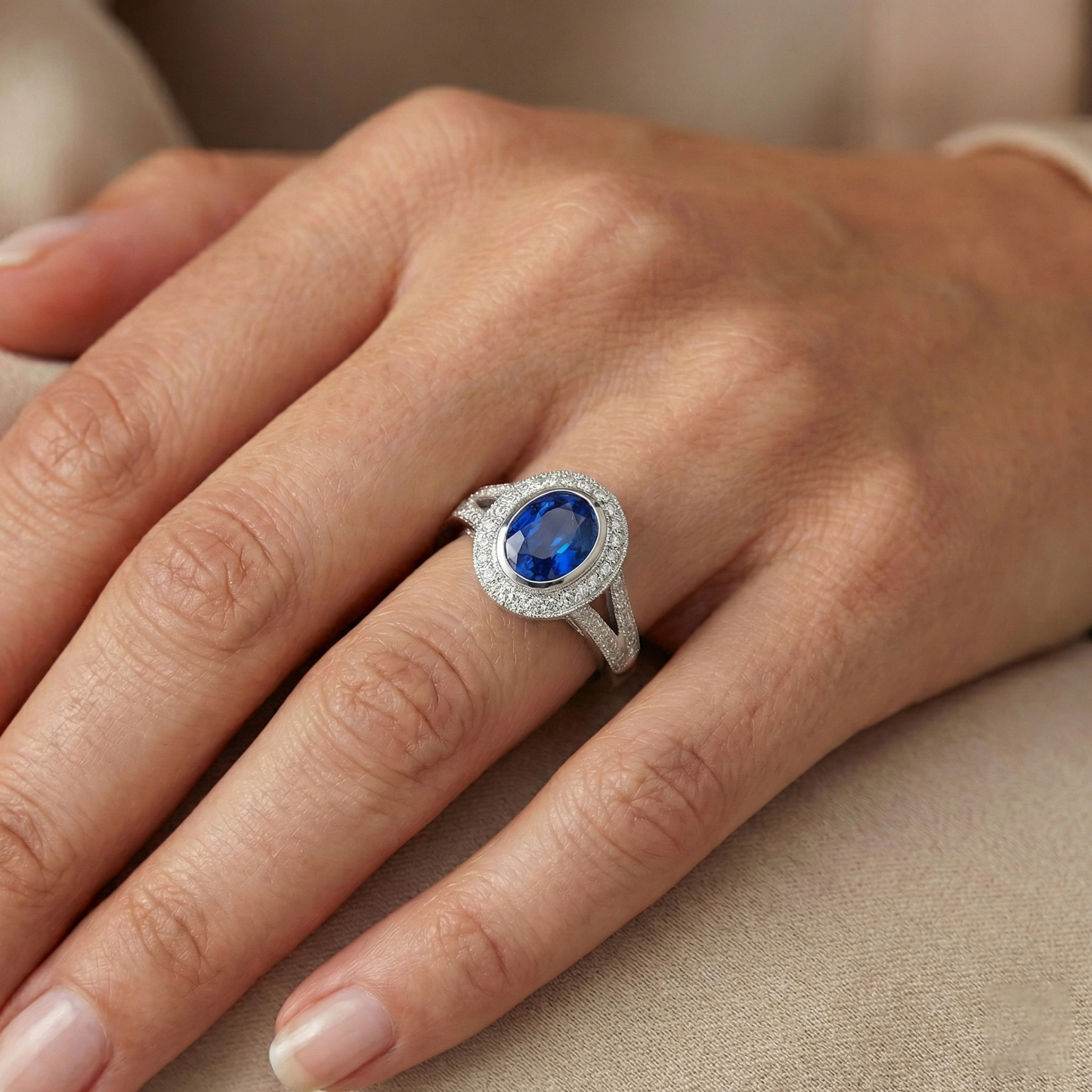 4,60 Karat Sri Lanka Blauer Saphir & Aus der Erde Abgebauter Natürlicher Diamanten Ehering