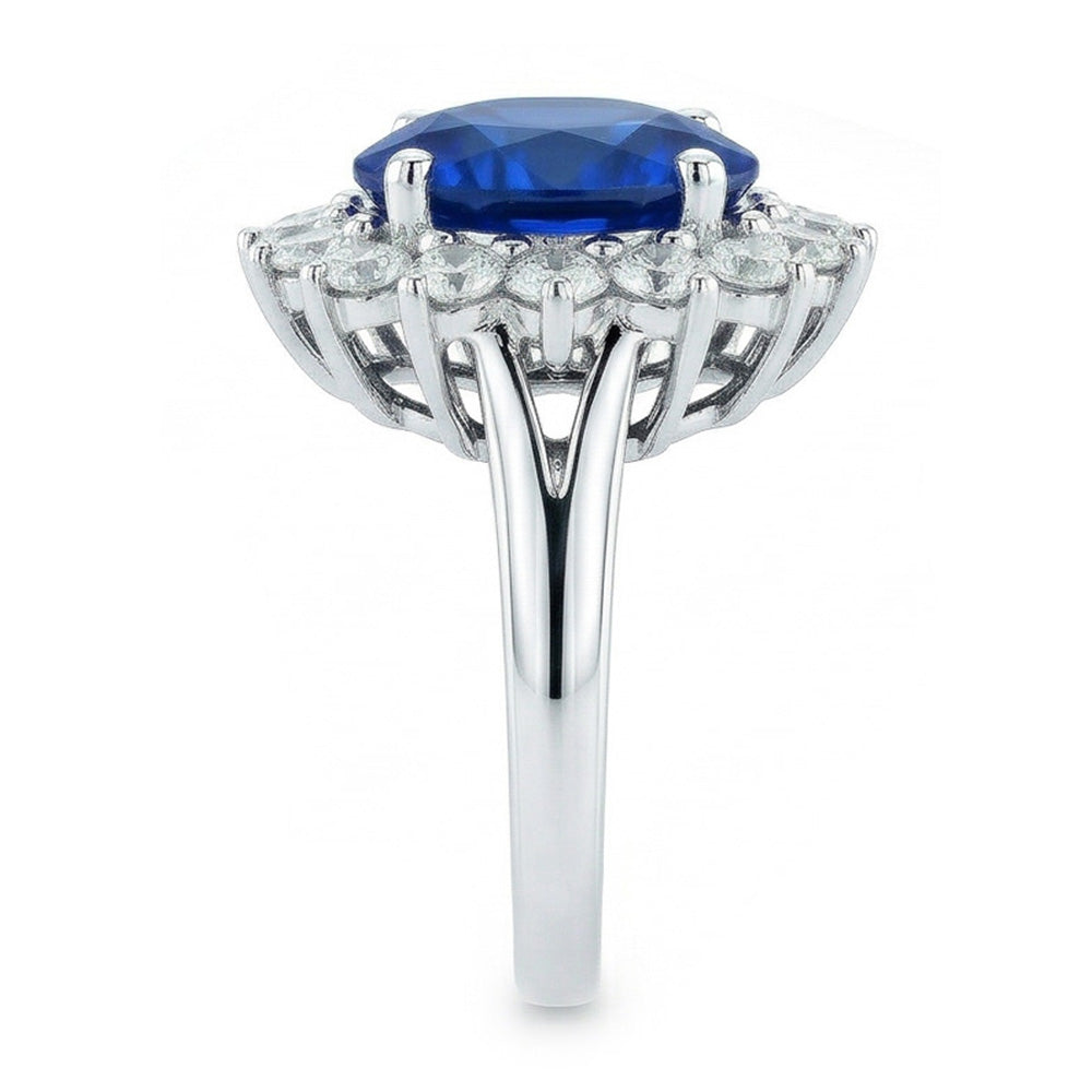 5.25 ct. Ceylon Blauer Saphir Runder Aus der Erde Abgebauter Natürlicher Diamantring 14K WG