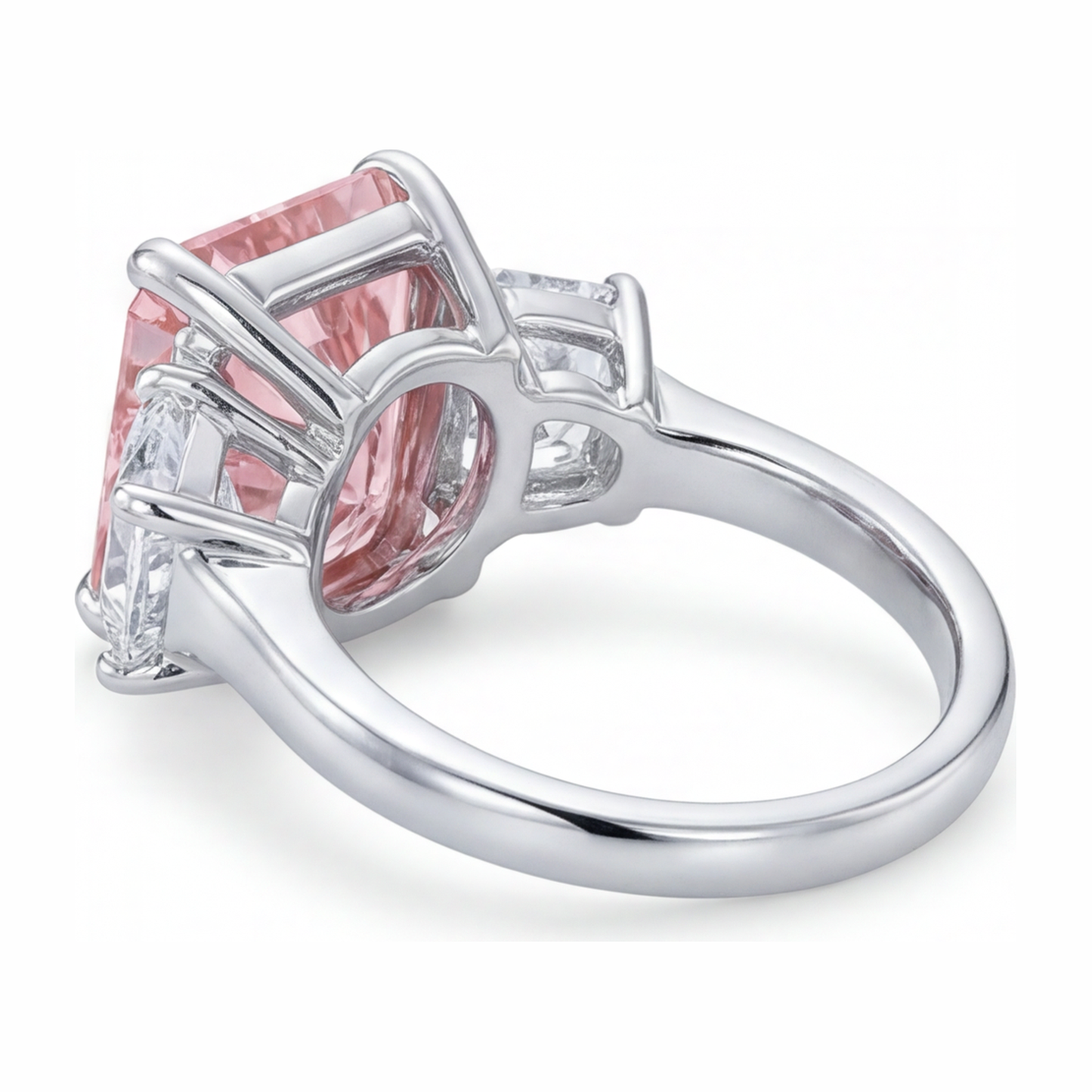 Verlobungsring mit rosa Stein, 5,5 Karat im Labor gezüchteter Diamant im Radiant-Schliff, Drei-Kathedralen-Design, 14 Karat Weißgold