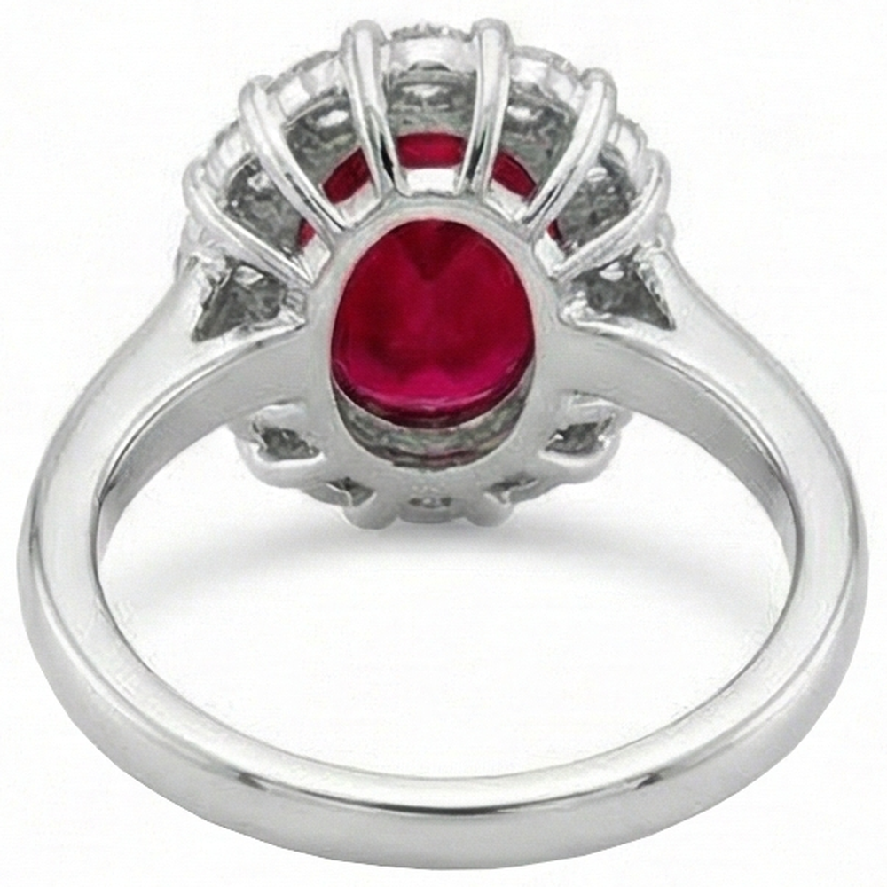 5,25 Karat Rubin mit Halo Aus der Erde Abgebauter Natürlicher Diamant Ehering Weißgold 14K