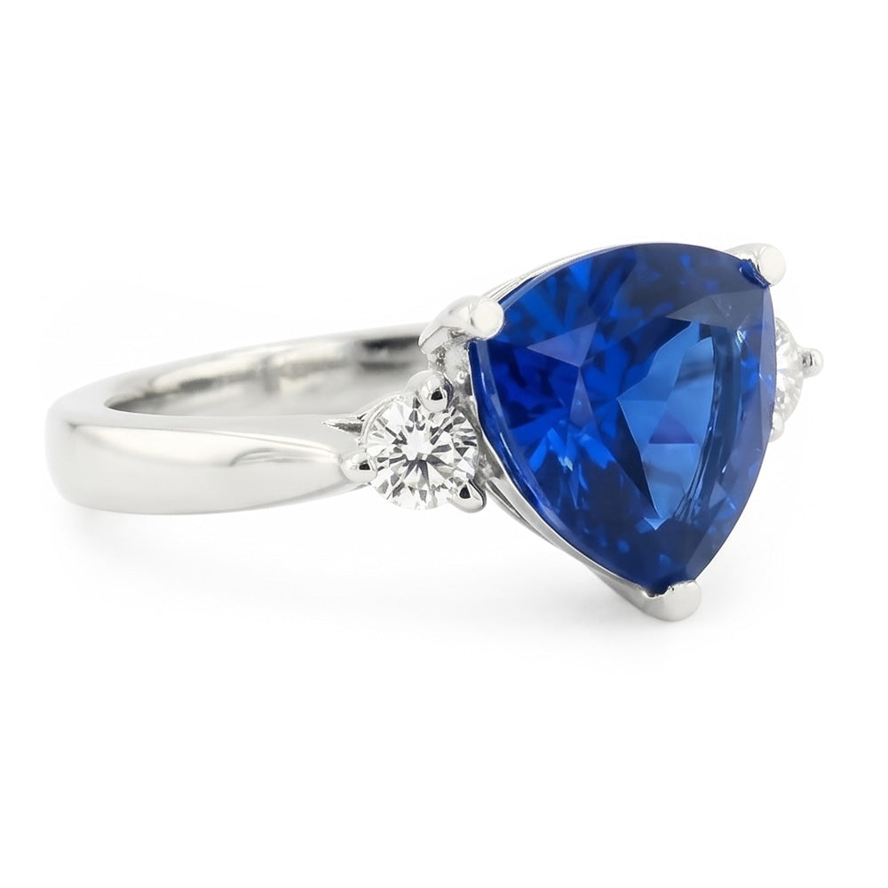6 Karat blauer Billionen-Saphir-Verlobungsring