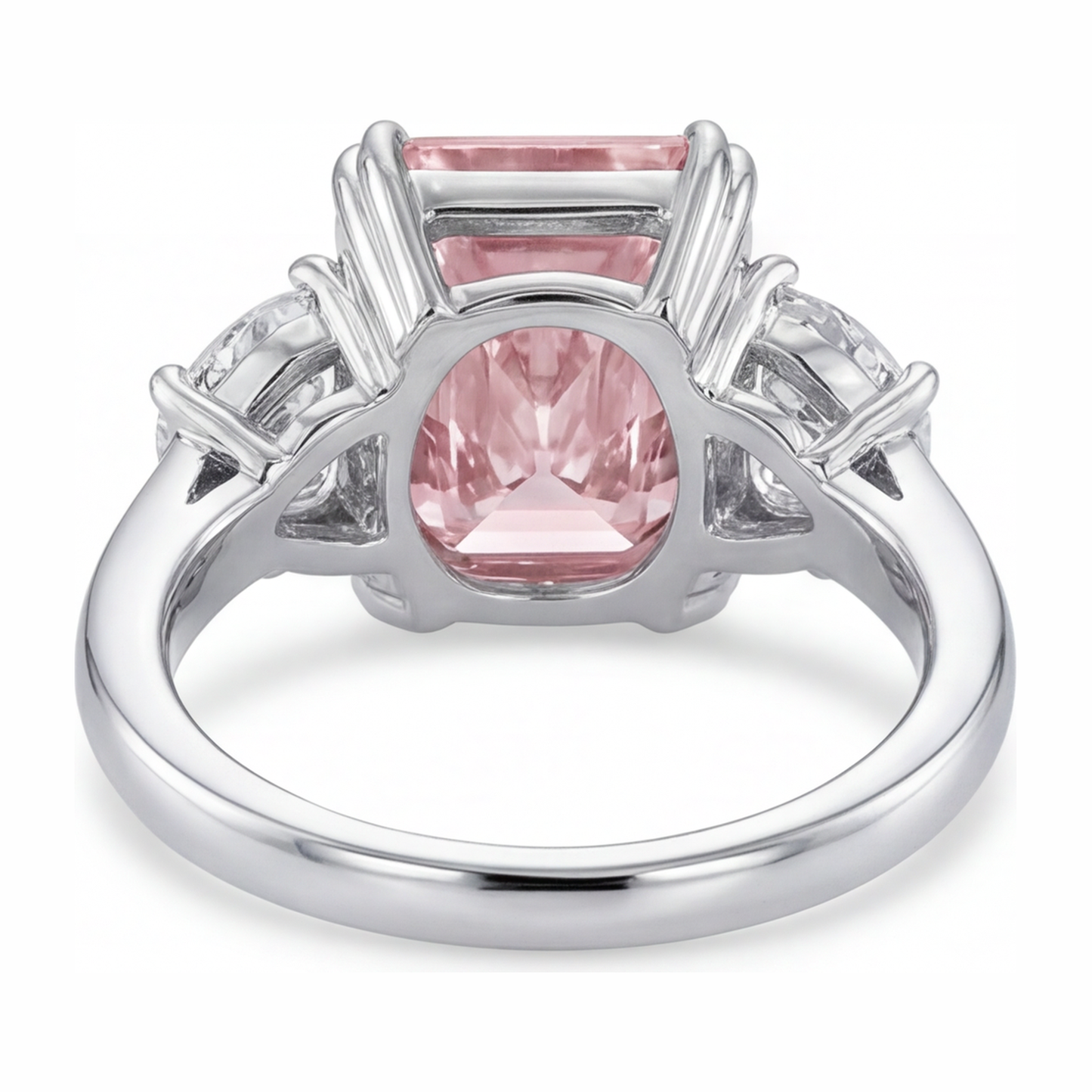 Pinkfarbener Diamantring 6 Karat im Labor gezüchtet Radiant-Schliff Dreistein Schlicht 14 Karat Weißgold