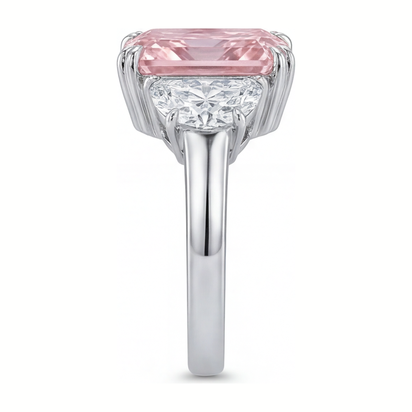 Pinkfarbener Diamantring 6 Karat im Labor gezüchtet Radiant-Schliff Dreistein Schlicht 14 Karat Weißgold