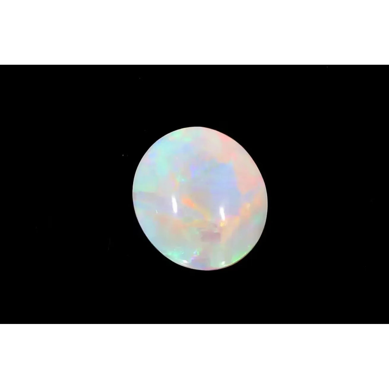 Feueropal Oval-Schliff Gemstone in Gold – Hauptansicht