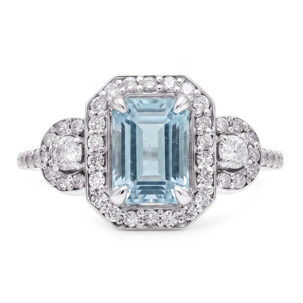 6,25 ct Smaragdschliff Aquamarin und kleine Aus der Erde Abgebauter Natürlicher Diamanten Ring Weißgold