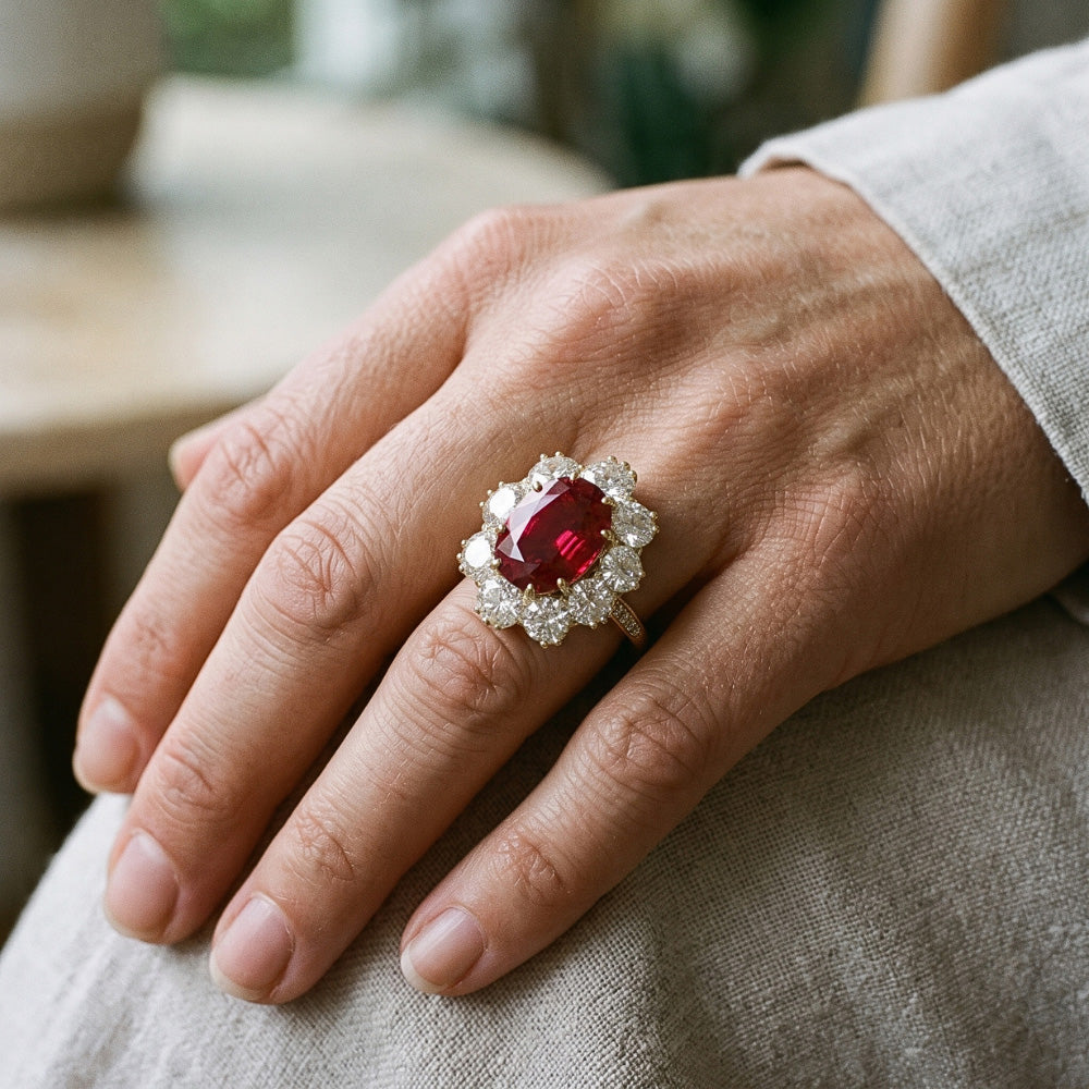 7,25 ct Krappen-Set Ovalschliff Granat und Aus der Erde Abgebauter Natürlicher Diamanten Verlobungsring