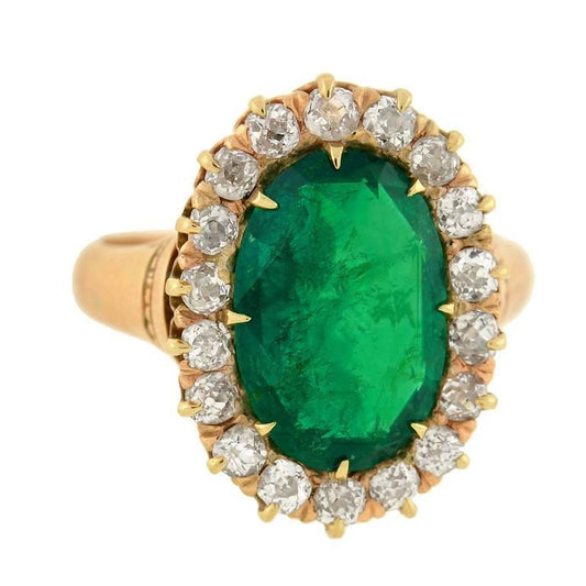 7.50 Karat Ovaler Grün Smaragdring Mit Runden Diamanten Gelbgold 14K
