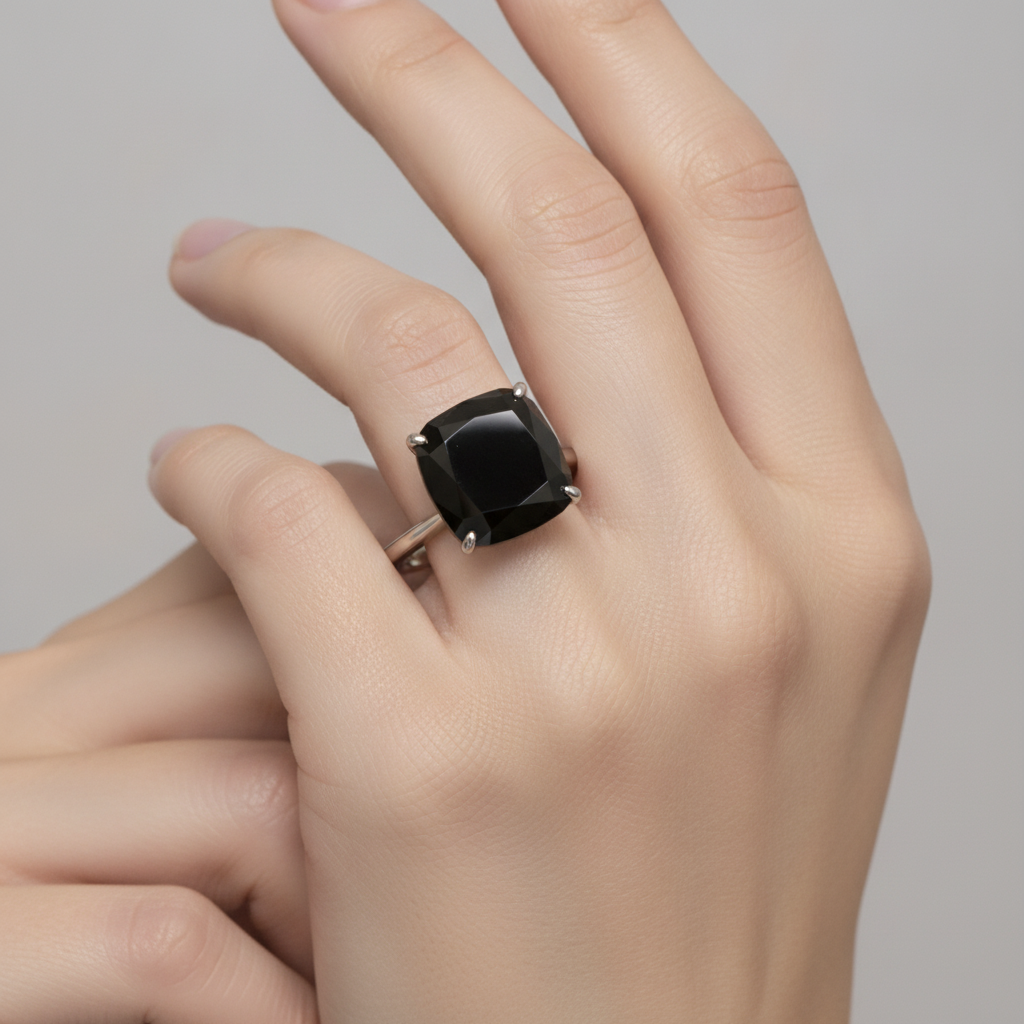 Schwarzer Diamant Antragsring 5 Karat Natürlicher Kissenschliff Solitär Schlicht 14 Karat Weißgold