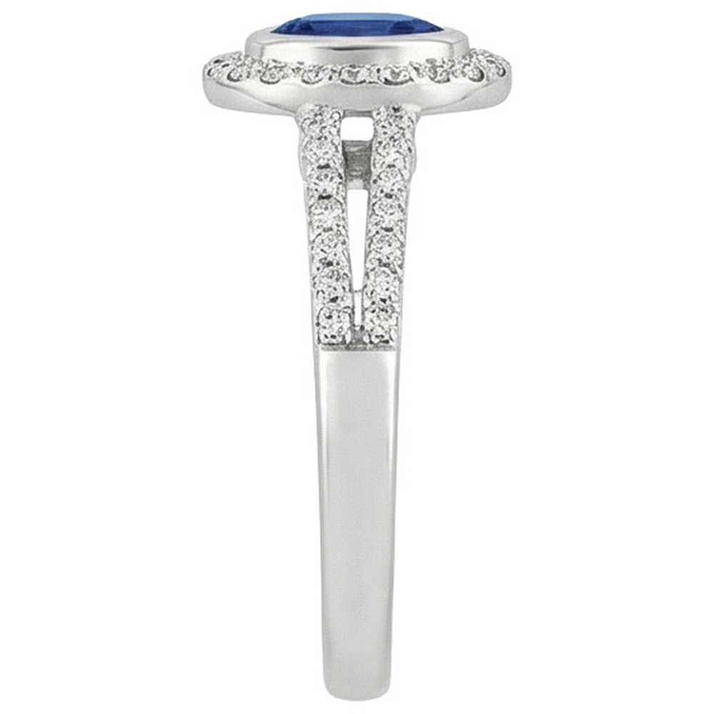 echter oval diamant 2.50Karat ring auf Weiß