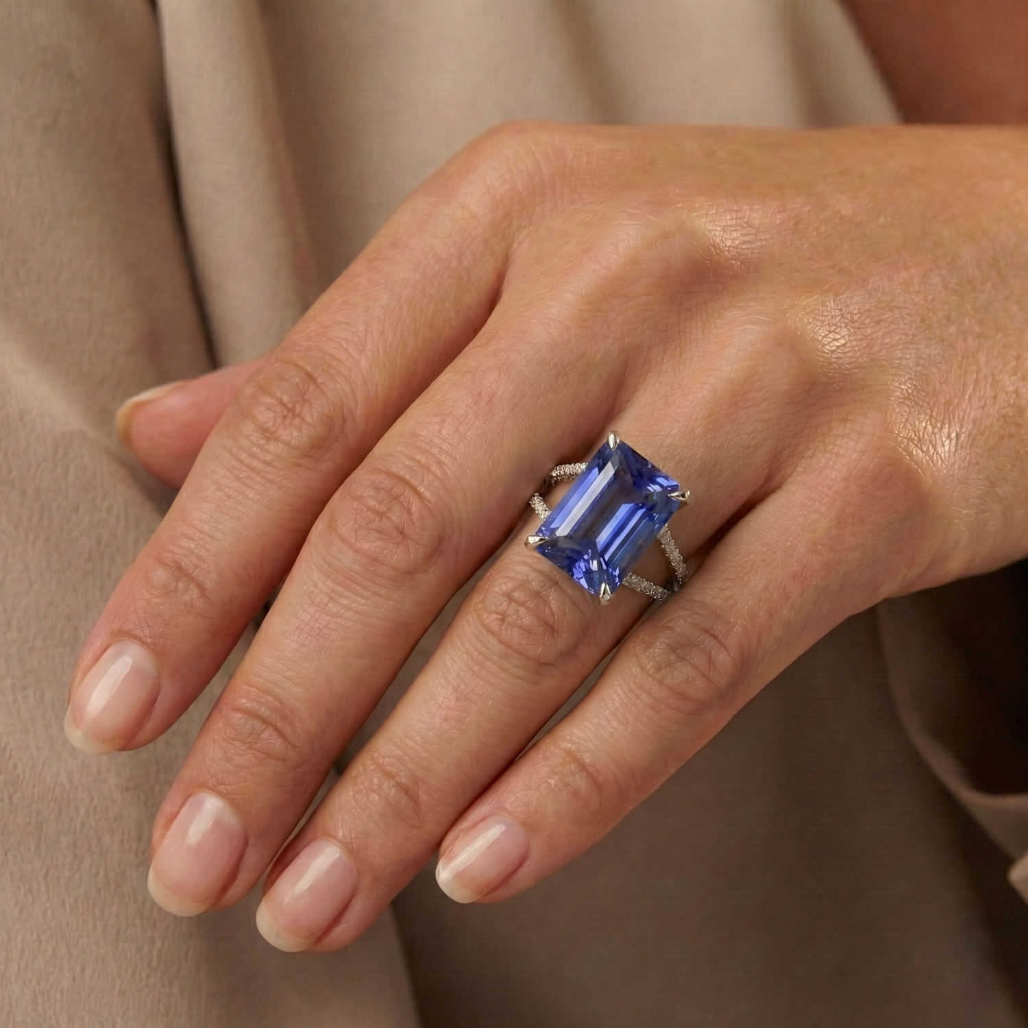 echter round diamant 7.50Karat ring mit Diamantbesatz