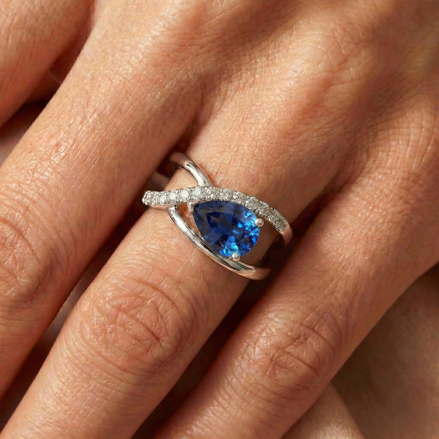 Birne & Rund 2,65 Karat Saphir-Aus der Erde Abgebauter Natürlicher Diamant-Ring Weißgold 14K