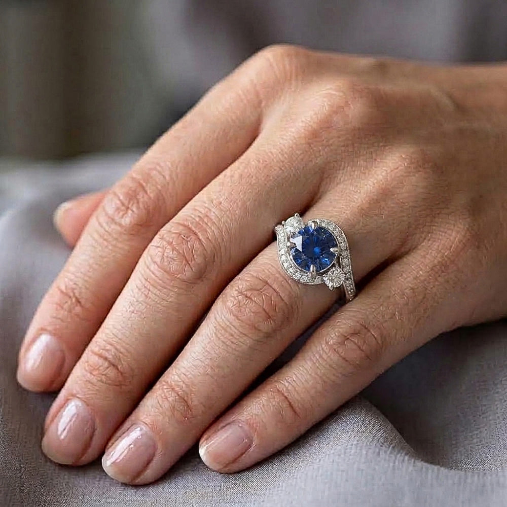 Blauer Ceylon Saphir Aus der Erde Abgebauter Natürlicher Diamant Ring Weiß Gold 14K