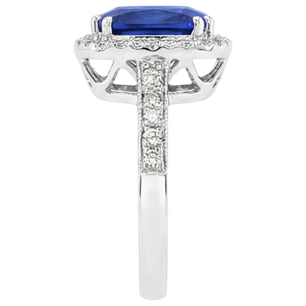 Blauer Saphir-Kissen und Ring mit Aus der Erde Abgebauter Natürlicher Diamanten im Rundschliff von 4.55 Karat WG 14K