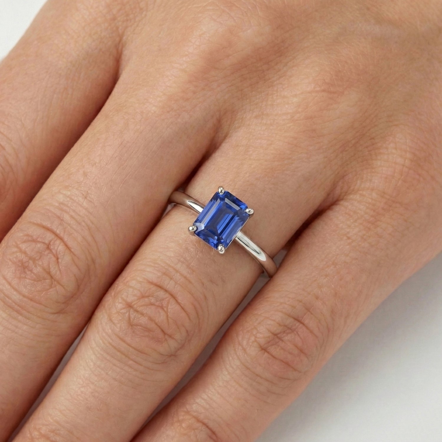 echter diamant 1.50Karat ring auf Weiß