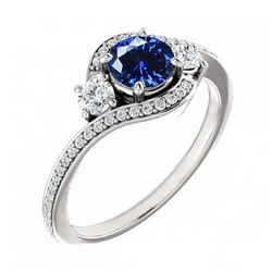Blauer Ceylon Saphir Aus der Erde Abgebauter Natürlicher Diamant Ring Weiß Gold 14K
