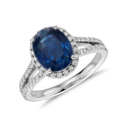 Blauer Ovaler Saphir Aus der Erde Abgebauter Natürlicher Diamant Ring Weiß Gold 14K