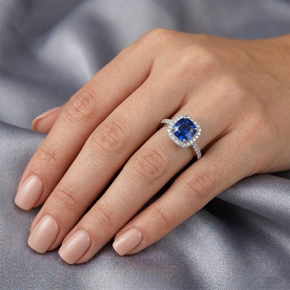 Ceylon Blue Sapphire Halo Aus der Erde Abgebauter Natürlicher Diamants Ring 4 Karat 14 Karat Weißgold
