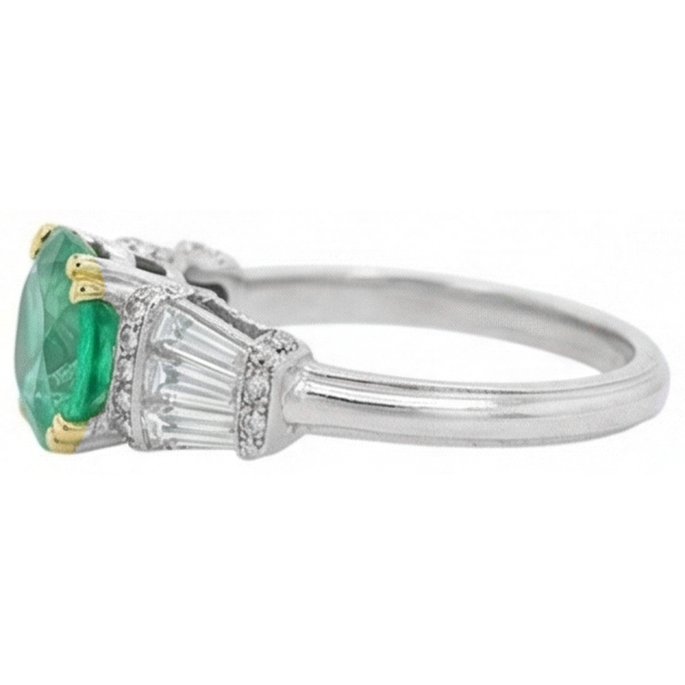 Stilvoller Farbstein-Ring 3 Karat – Profilansicht